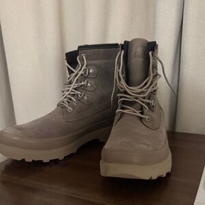 Sorel Men's Gray Lace-Up Boots